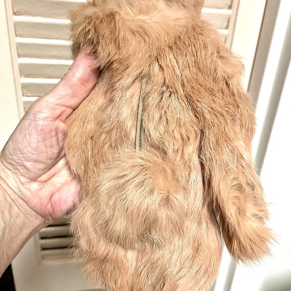 RABBIT SCARF AND MITTENS ATTACHED ITS A ONE TIME DESIGN STYLISH AND WARM 80”L - Picture 3 of 10